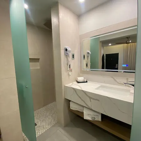Hotel Pacific Tijuana Room photo